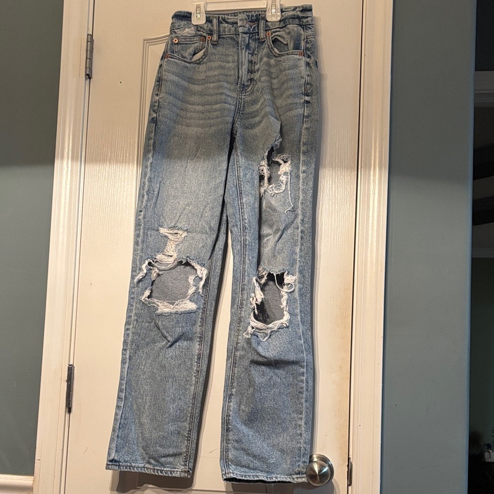 American Eagle Outfitters Light Blue Distressed Flare Jeans Women’s 00 Used
